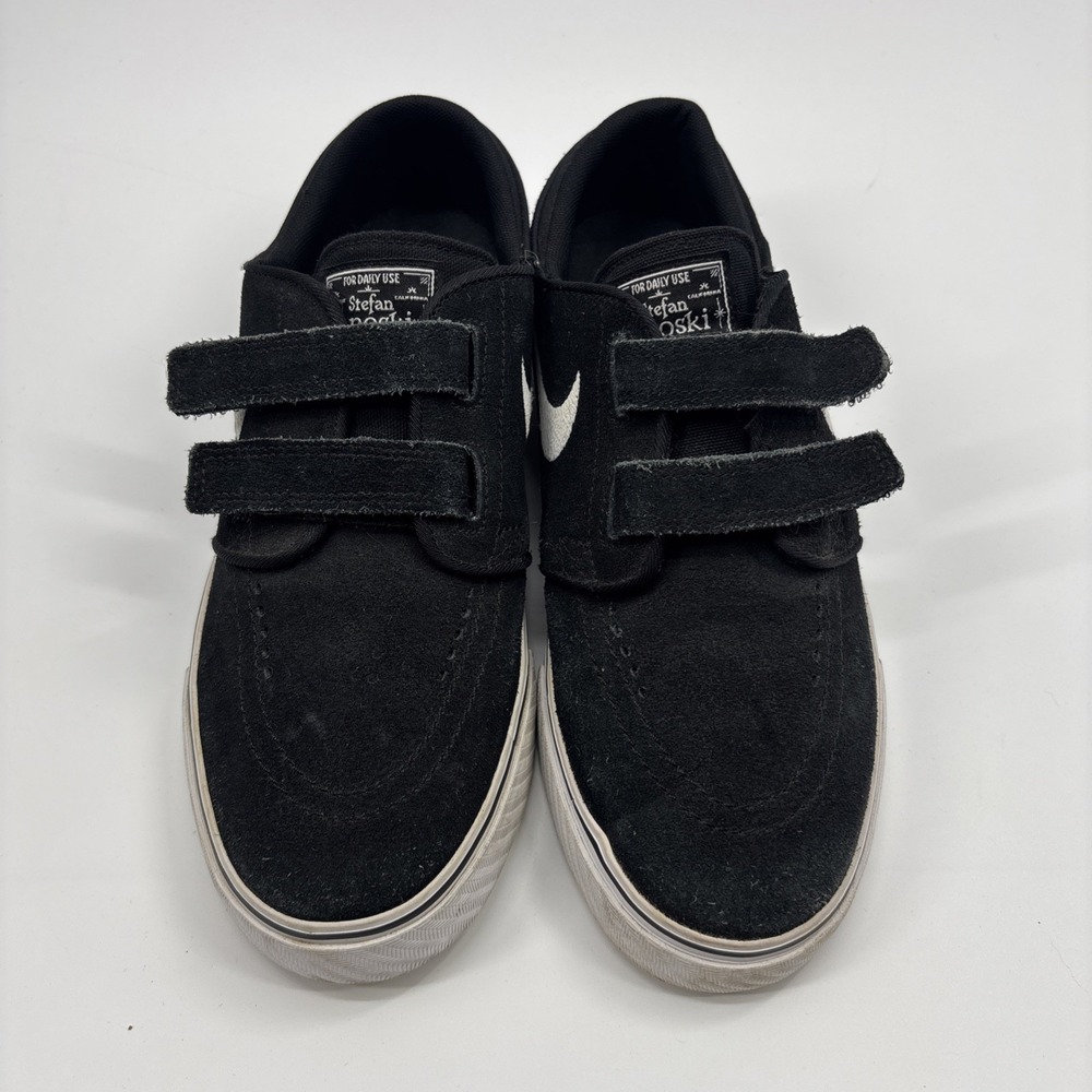 Nike Sb Black & White Stefan Janoski Trainers Boys 6.5 Youth Hook & Loop Closure - Picture 2 of 9